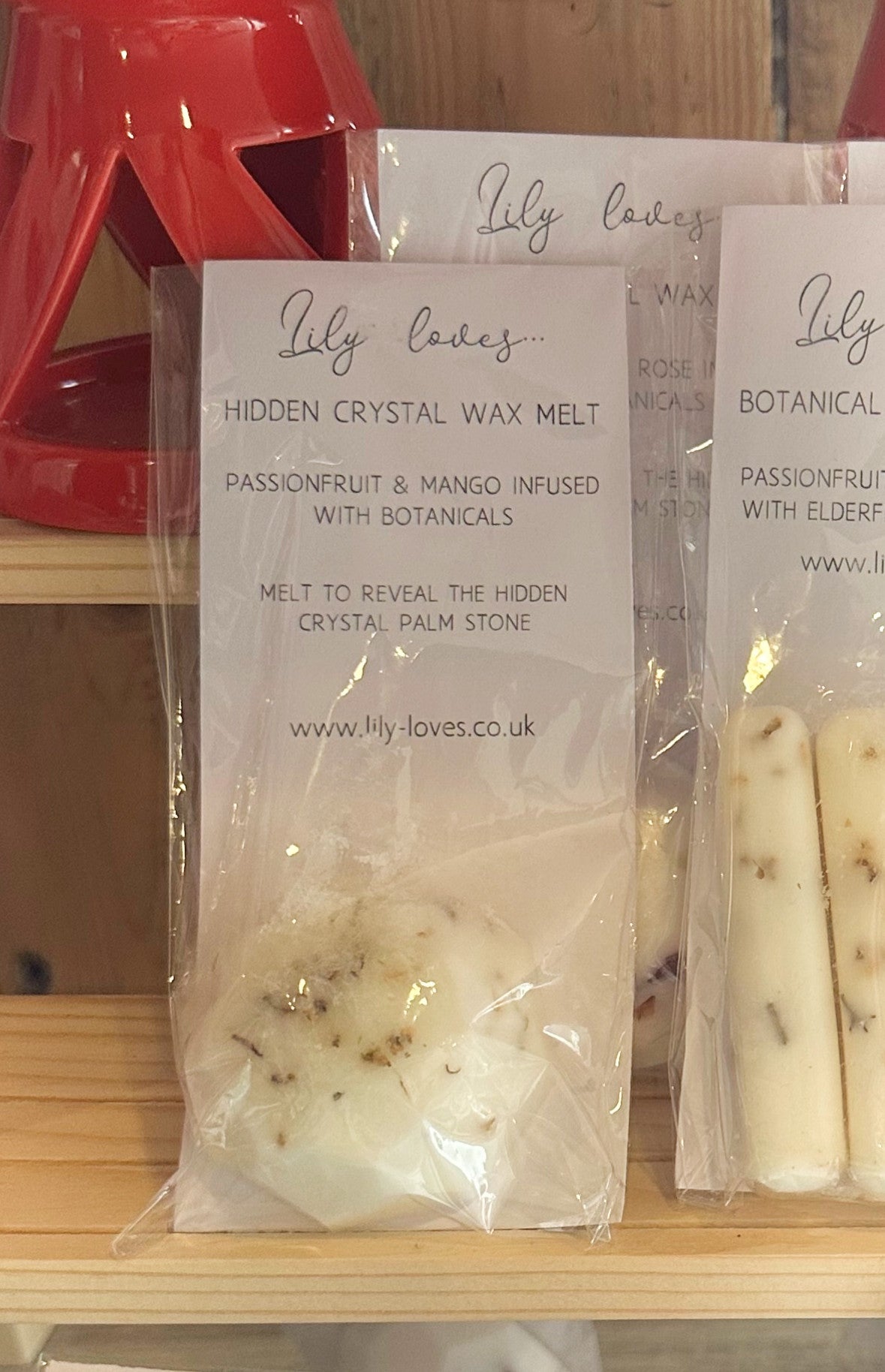 LILY LOVES... MYSTERY MELTS