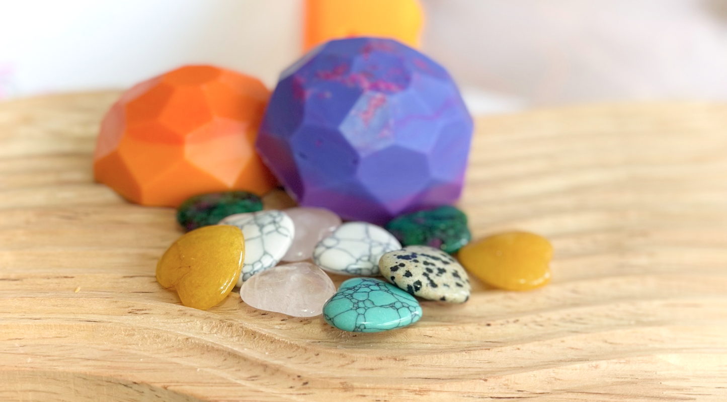 LILY LOVES... MYSTERY MELTS
